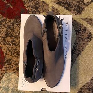 Sonoma Gray Ankle Boots